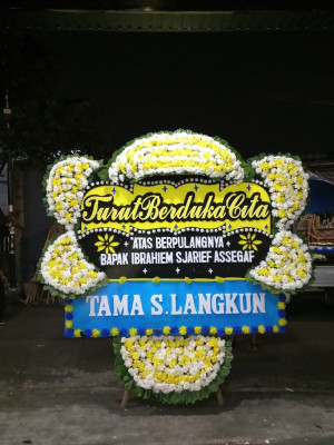 Papan Bunga Duka di Numba